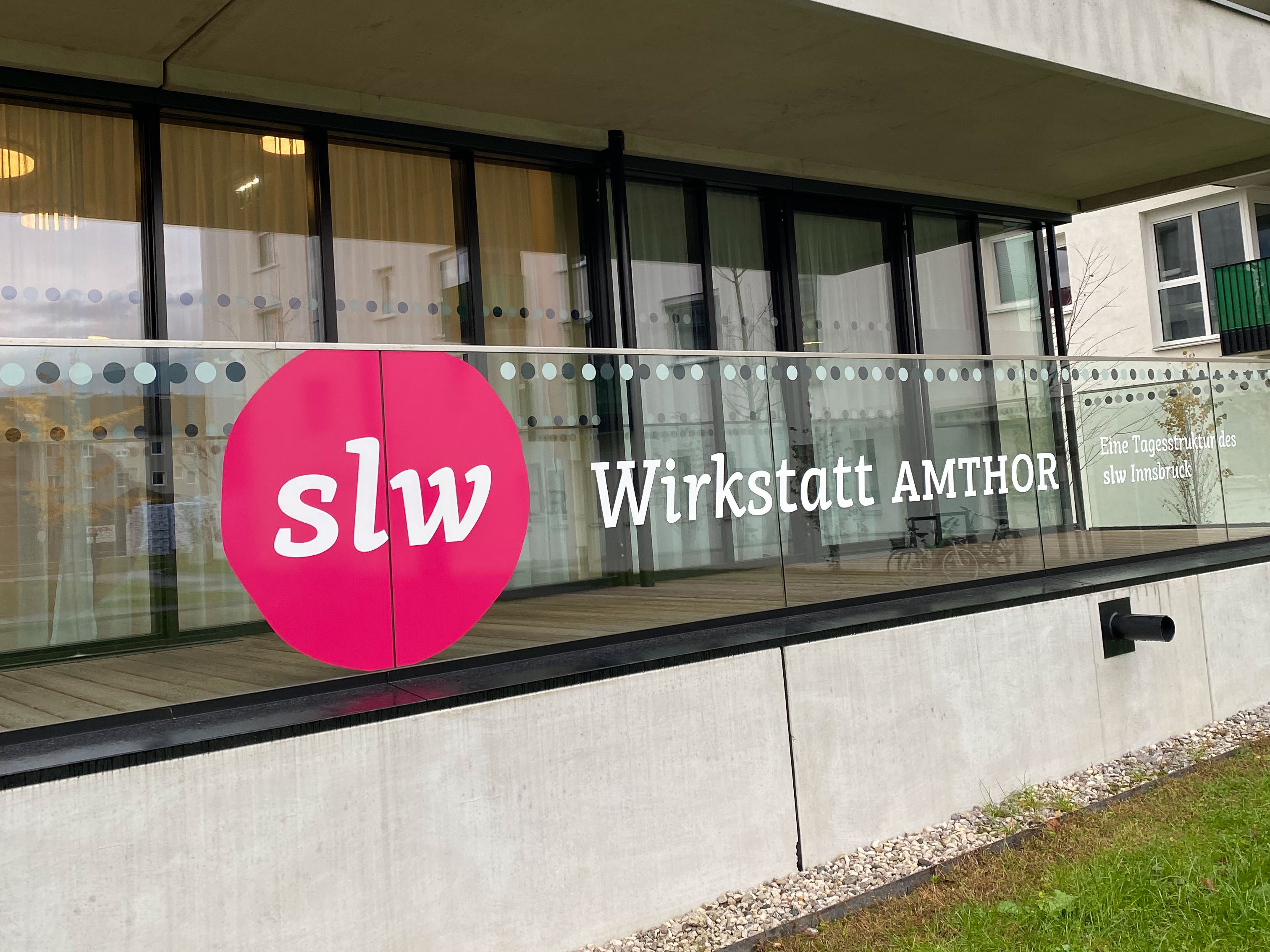 Wirkstatt Amthor Beklebung 2